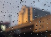 Riau Berpotensi Diguyur Hujan Disertai Petir, Warga Diminta Waspada