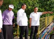 Resahkan Warga, Gubernur Riau Abdul Wahid Tindak Cepat Kabel Semrawut di Jembatan Siak I