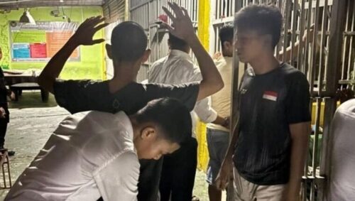 Beginilah suasana pemeriksaan saat razia di Lapas Pekanbaru.(ist)