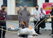 Kejari Kampar Musnahkan Barang Bukti 84 Perkara, Didominasi Kasus Narkotika