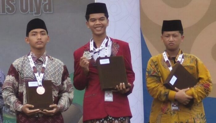 Santri Ponpes Ibnu Jarir Kampar Berprestasi di MQKN/MQKI 2025, Raih Juara 3 Nasional