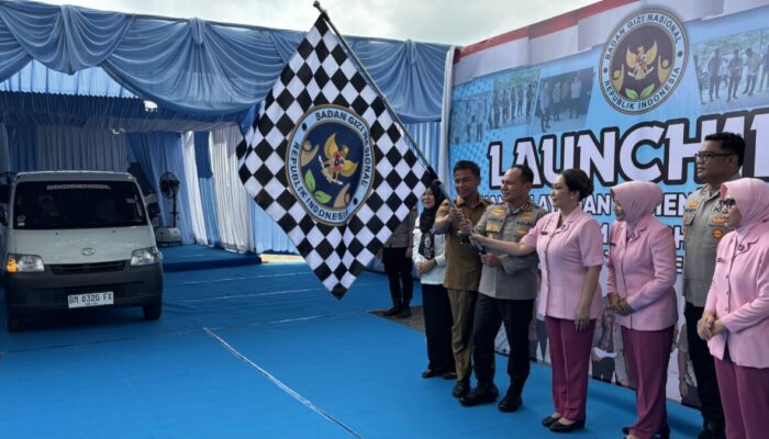 Dukung Program Nasional, Kapolda Riau Resmikan SPPG di Kampar