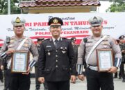 Dua Polisi Pekanbaru Selamatkan Warga Sakit, Dapat Penghargaan Kapolresta