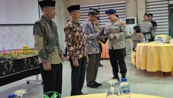 HUT Brimob ke-80, Polresta Pekanbaru Satukan Jiwa Korsa dan Beri Penghargaan untuk Para Purna