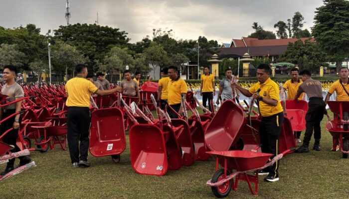 Polda Riau Kirim Bantuan Gelombang Keempat untuk Korban Banjir dan Longsor