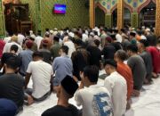 Malam Pertama Ramadan, Warga Binaan Lapas Pekanbaru Khusyuk Tarawih di Masjid At-Taubah