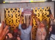 Usai Pesta Viral Waria, Pemko Pekanbaru Resmi Segel New Paragon