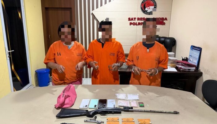 Tiga Pengedar Sabu Diciduk di Kampar, Polisi Temukan Senjata Api Rakitan