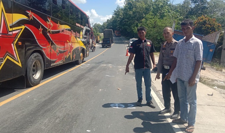 Tabrakan 4 Kendaraan di Lubuk Ogung Pelalawan Renggut Nyawa Pengendara Becak
