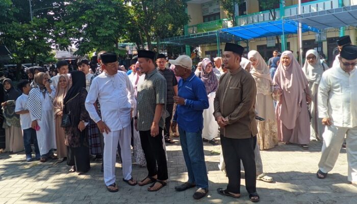 Dihadiri Wali Kota, 23 Sapi dan 9 Kambing Dikurbankan di Masjid An-Najah Pekanbaru