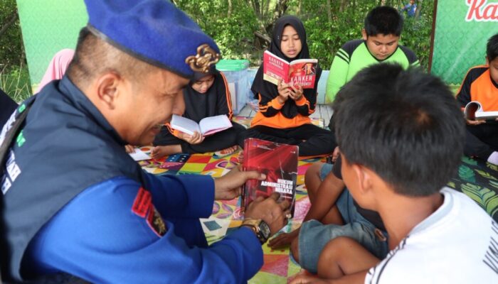 Klinik hingga Pustaka Terapung, Program JALUR Ditpolairud Polda Riau Hangatkan Warga Desa Bokor