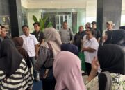 Desak Keterbukaan Informasi, Pedagang Pasar Kodim Datangi PPID Pekanbaru