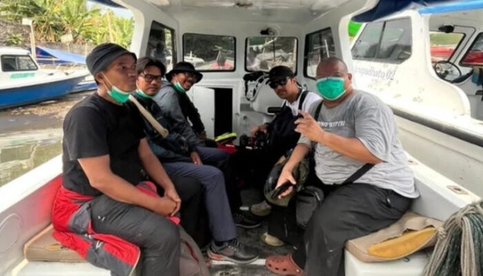 Lima Jurnalis Hilang Kontak di Perairan Gunung Anak Krakatau, Tim SAR Terus Mencari