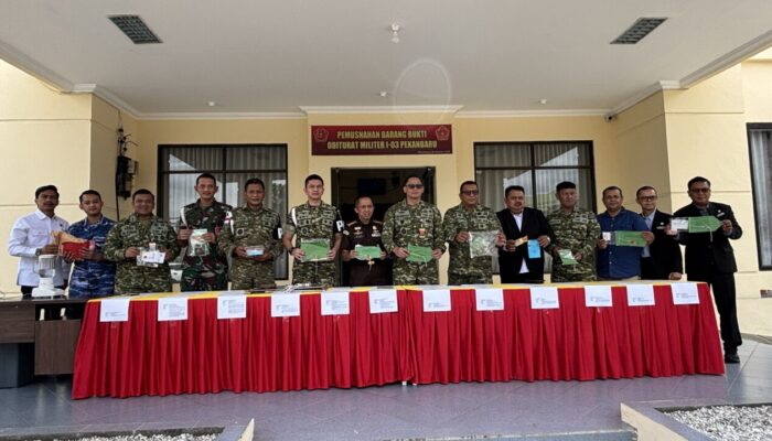 Oditurat Militer I-03 Pekanbaru Musnahkan 150 Pil Ekstasi dan 24 Gram Sabu