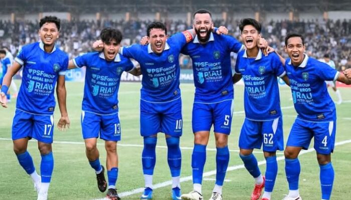 Gol Dimas Wicaksono dan Hamzah Depa Bawa PSPS Pekanbaru ke Puncak Grup A